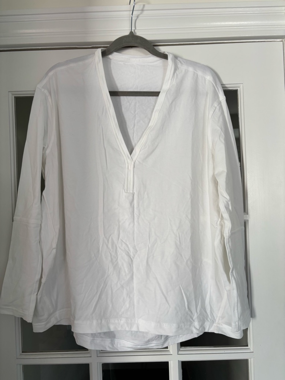 lululemon athletica back in action v-neck long sleeve - Picture 1 of 2